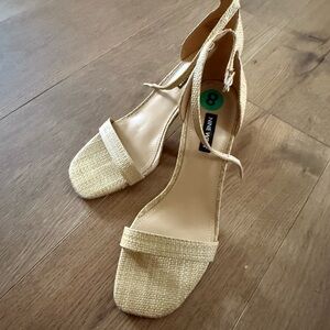 Nine West Tan Textured Heels